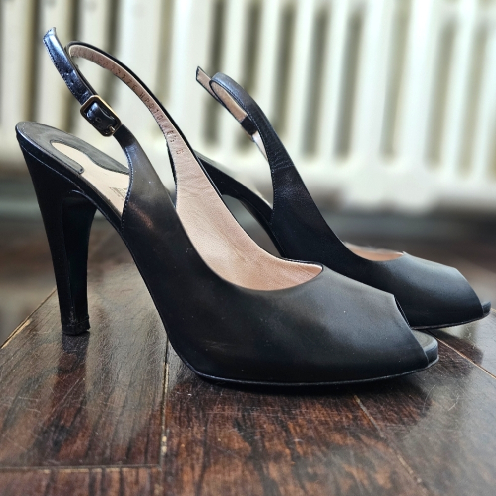 8.5 Salvatore Ferragamo Black Peep-Toe Slingback Heels Pumps - Picture 6 of 14